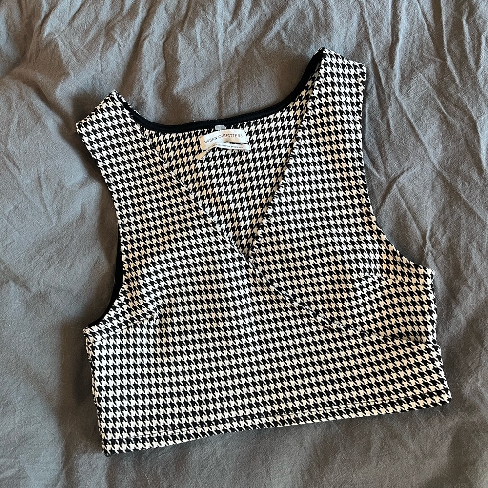 Urban outfitters crop top